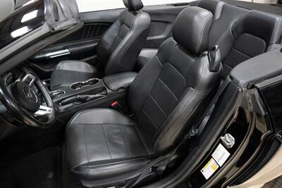 2015 Ford Mustang EcoBoost Premium   - Photo 12 - Sylvania, OH 43560