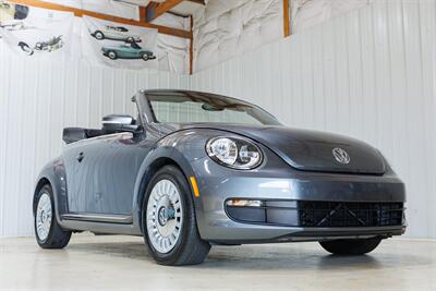 2013 Volkswagen Beetle Convertible 2.5L PZEV   - Photo 3 - Sylvania, OH 43560