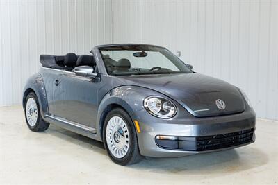 2013 Volkswagen Beetle Convertible 2.5L PZEV   - Photo 1 - Sylvania, OH 43560