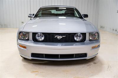 2005 Ford Mustang GT Deluxe   - Photo 8 - Sylvania, OH 43560