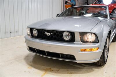 2005 Ford Mustang GT Deluxe   - Photo 65 - Sylvania, OH 43560