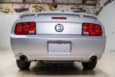 2005 Ford Mustang GT Deluxe   - Photo 33 - Sylvania, OH 43560