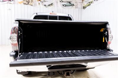2014 Toyota Tacoma V6 SR5 - Photo 7 - Sylvania, OH 43560