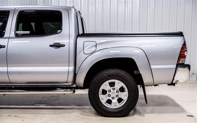 2014 Toyota Tacoma V6 SR5 - Photo 4 - Sylvania, OH 43560