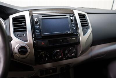 2014 Toyota Tacoma V6 SR5 - Photo 14 - Sylvania, OH 43560