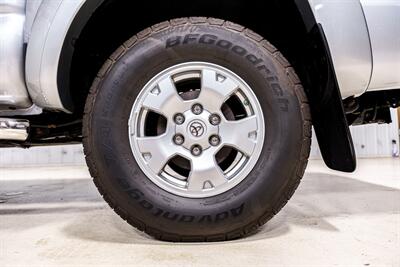 2014 Toyota Tacoma V6 SR5 - Photo 8 - Sylvania, OH 43560