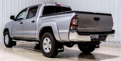 2014 Toyota Tacoma V6 SR5 - Photo 5 - Sylvania, OH 43560