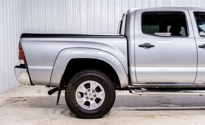 2014 Toyota Tacoma V6 SR5 - Photo 16 - Sylvania, OH 43560