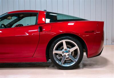 2005 Chevrolet Corvette   - Photo 3 - Sylvania, OH 43560