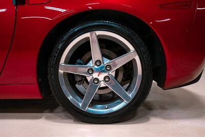 2005 Chevrolet Corvette   - Photo 5 - Sylvania, OH 43560