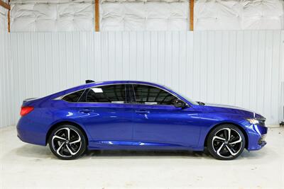 2021 Honda Accord Sport   - Photo 2 - Sylvania, OH 43560