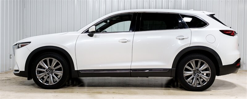 2023 Mazda CX-9 Signature  