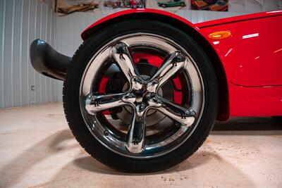 1999 Plymouth Prowler   - Photo 11 - Sylvania, OH 43560