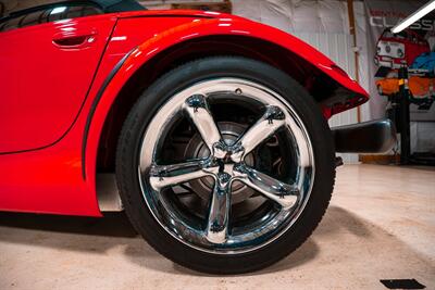 1999 Plymouth Prowler   - Photo 10 - Sylvania, OH 43560