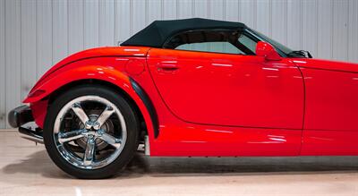 1999 Plymouth Prowler   - Photo 13 - Sylvania, OH 43560