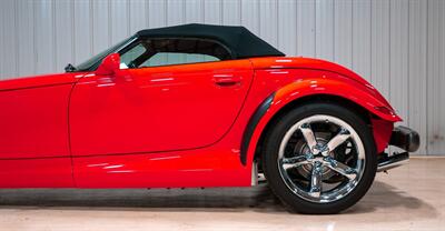 1999 Plymouth Prowler   - Photo 5 - Sylvania, OH 43560