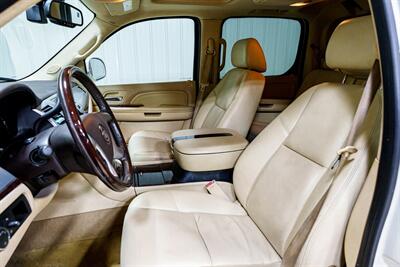 2007 Cadillac Escalade EXT - Photo 9 - Sylvania, OH 43560