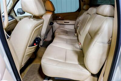 2007 Cadillac Escalade EXT - Photo 12 - Sylvania, OH 43560