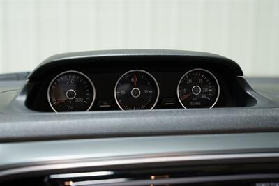 2014 Volkswagen Beetle Convertible R-Line PZEV   - Photo 12 - Sylvania, OH 43560