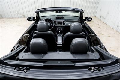 2014 Volkswagen Beetle Convertible R-Line PZEV   - Photo 16 - Sylvania, OH 43560