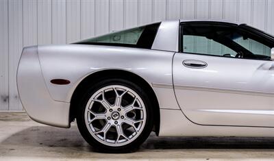2002 Chevrolet Corvette   - Photo 25 - Sylvania, OH 43560