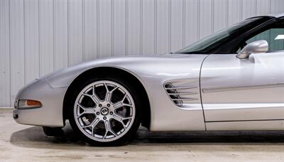 2002 Chevrolet Corvette   - Photo 3 - Sylvania, OH 43560