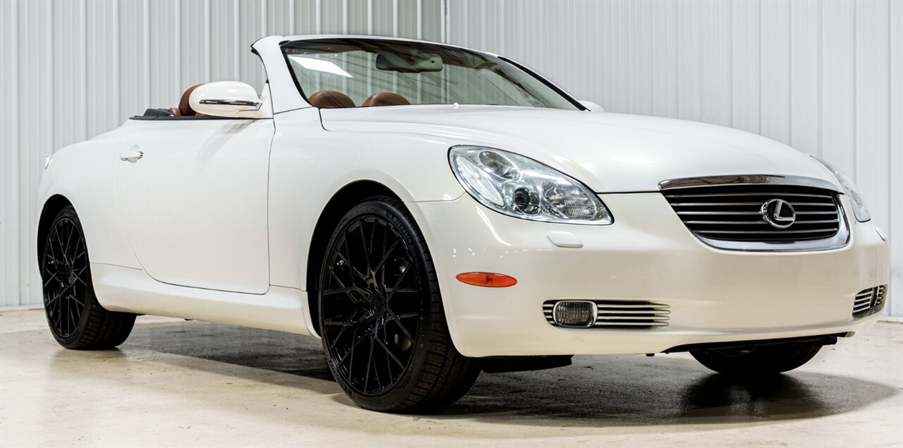 2005 Lexus SC 430   - Photo 1 - Sylvania, OH 43560