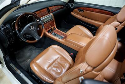 2005 Lexus SC 430 - Photo 15 - Sylvania, OH 43560