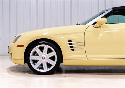 2005 Chrysler Crossfire Limited   - Photo 5 - Sylvania, OH 43560