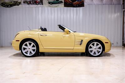 2005 Chrysler Crossfire Limited   - Photo 12 - Sylvania, OH 43560