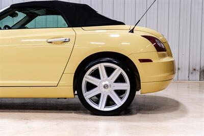 2005 Chrysler Crossfire Limited   - Photo 4 - Sylvania, OH 43560