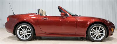 2009 Mazda MX-5 Miata Sport Grand Touring - Photo 9 - Sylvania, OH 43560