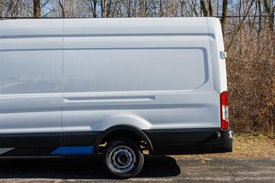 2016 Ford Transit 350   - Photo 14 - Sylvania, OH 43560