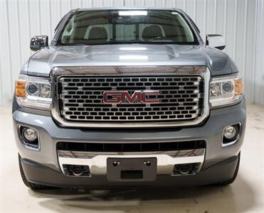 2019 GMC Canyon Denali - Photo 11 - Sylvania, OH 43560
