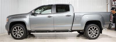 2019 GMC Canyon Denali - Photo 2 - Sylvania, OH 43560