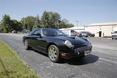 2002 Ford Thunderbird Deluxe   - Photo 4 - Sylvania, OH 43560