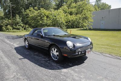 2002 Ford Thunderbird Deluxe   - Photo 8 - Sylvania, OH 43560