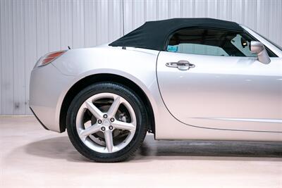 2008 Saturn SKY   - Photo 10 - Sylvania, OH 43560