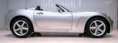 2008 Saturn SKY   - Photo 9 - Sylvania, OH 43560