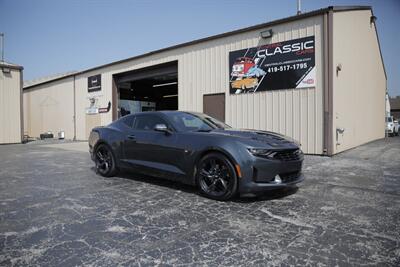 2019 Chevrolet Camaro LT   - Photo 1 - Sylvania, OH 43560