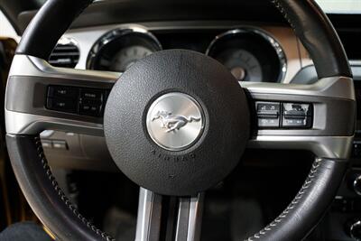 2010 Ford Mustang V6 - Photo 14 - Sylvania, OH 43560