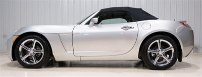 2008 Saturn SKY - Photo 2 - Sylvania, OH 43560