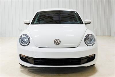 2012 Volkswagen Beetle-Classic 2.5L PZEV   - Photo 7 - Sylvania, OH 43560