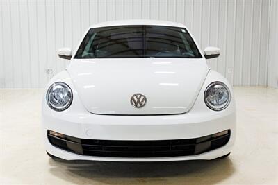 2012 Volkswagen Beetle-Classic 2.5L PZEV   - Photo 8 - Sylvania, OH 43560