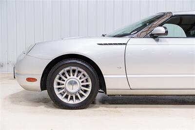 2004 Ford Thunderbird Deluxe - Photo 3 - Sylvania, OH 43560