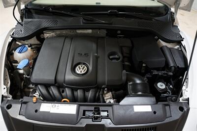 2013 Volkswagen Beetle Convertible 2.5L PZEV - Photo 3 - Sylvania, OH 43560