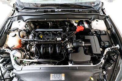 2017 Ford Fusion SE   - Photo 16 - Sylvania, OH 43560