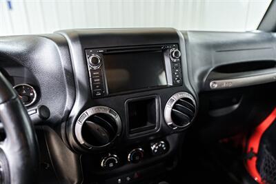 2015 Jeep Wrangler Unlimited Sport - Photo 15 - Sylvania, OH 43560