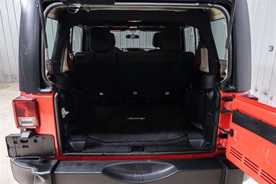 2015 Jeep Wrangler Unlimited Sport - Photo 8 - Sylvania, OH 43560