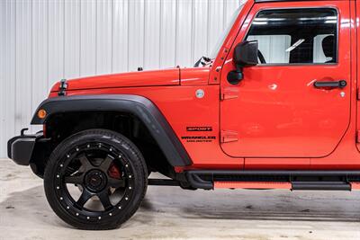2015 Jeep Wrangler Unlimited Sport - Photo 3 - Sylvania, OH 43560